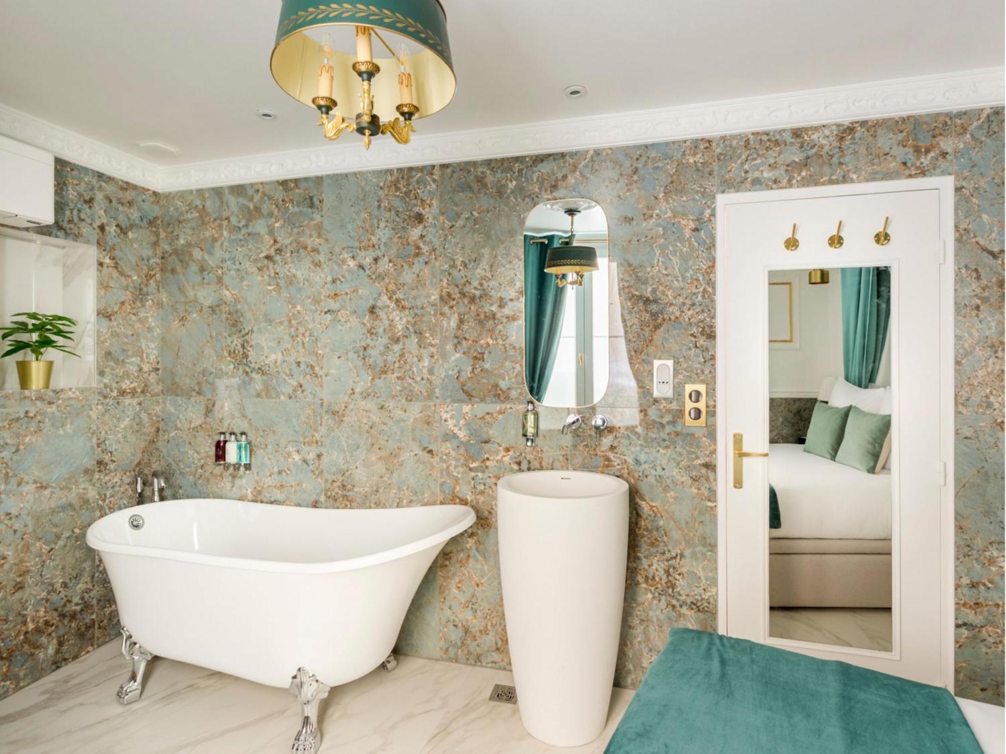 Merveil - Luxury Suite - Marais - Antoine I Parijs Buitenkant foto
